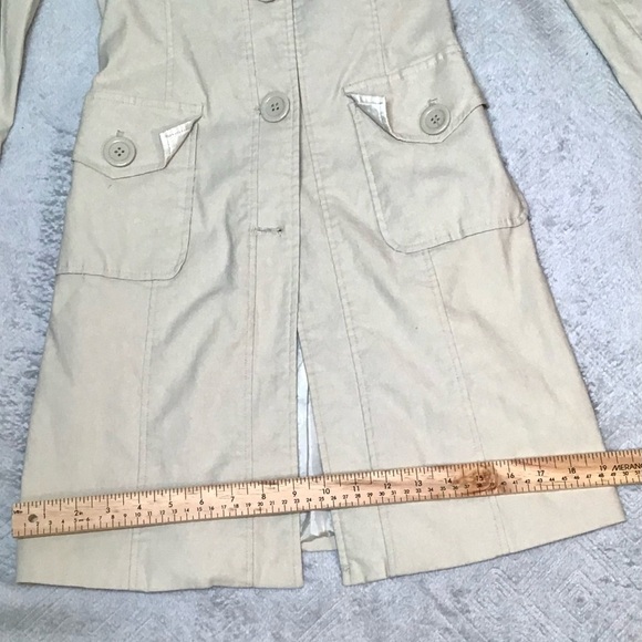 Dynamite Cream Trench Coat Size 1 Pre-Loved Barely Worn Lined Inside - Picture 9 of 11